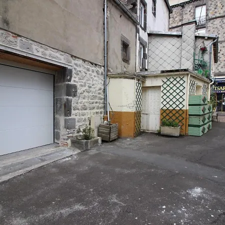 Ideal Au Mont-dore: Hyper Centre, Garage Prive, Pour 3 Personnes - Fr-1-608-145 * Le Mont-Dore